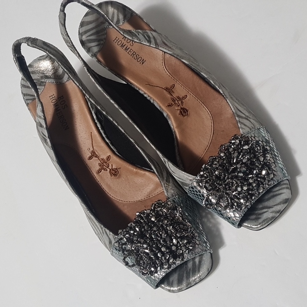 ROS Hommerson EUC shiny sparkle beaded grey zebra print comfort heels 8M